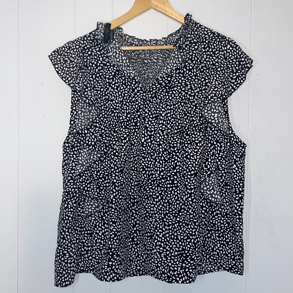 Sanctuary Lily Smocked Flutter Sleeves Blouse - Picture 8 of 13